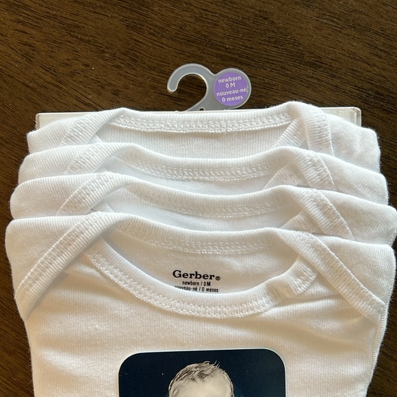 NEW Gerber Short Sleeve Onesies 4 pack NEWBORN - Picture 6 of 9